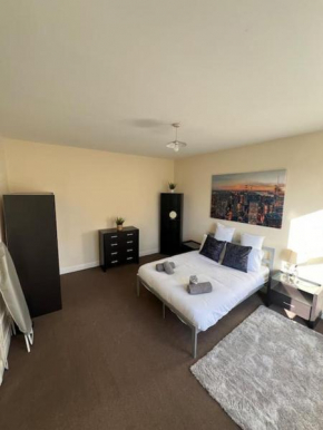 Apartment In Didsbury On Burton road